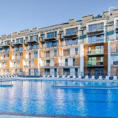 Apartamentyprzymorzu 010 Z Basenem Tarasem I Ogrodkiem Kołobrzeg Kültér fotó